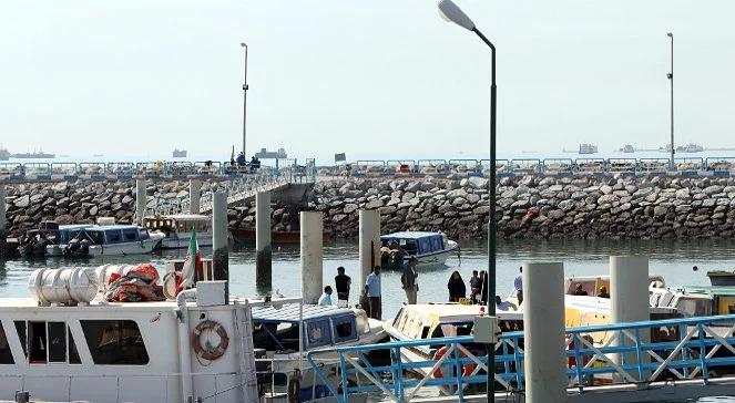 Łódź zatonęła podczas sztormu. 17 osób nie żyje