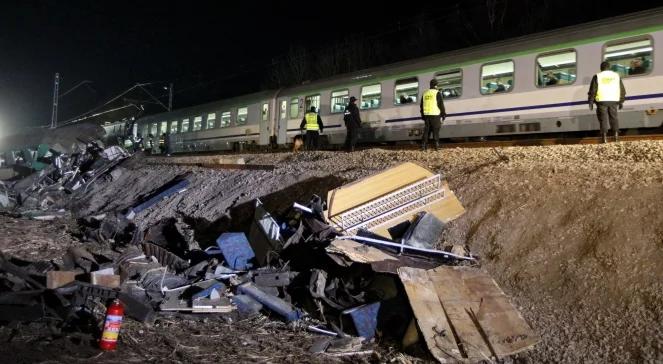 Katastrofa w Szczekocinach. Pociągi wracają na tory