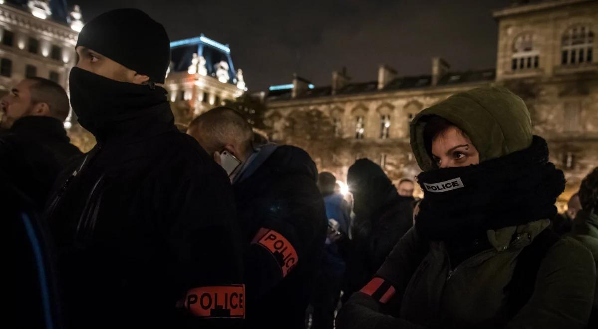 Protesty policjantów we Francji. Funkcjonariusze obawiają się o swoje bezpieczeństwo