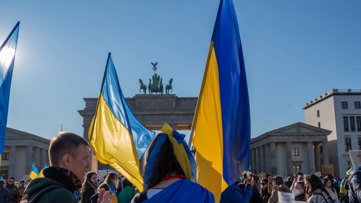 Odbudowa Ukrainy za rosyjskie pieniądze? Niemcy boją się uderzenia we własną kieszeń