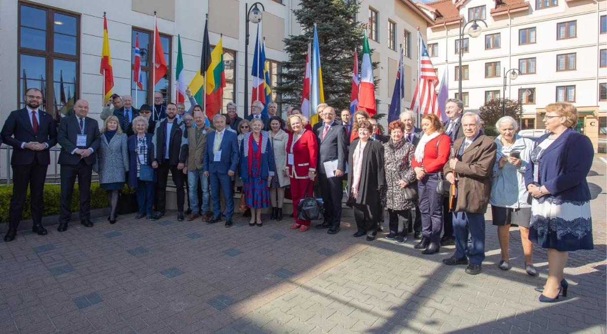 XXV Forum Polonijne w Toruniu. Ksiądz Aszkiełowicz: zadaniem Polaków na Wschodzie jest trwać na straży wiary i wartości