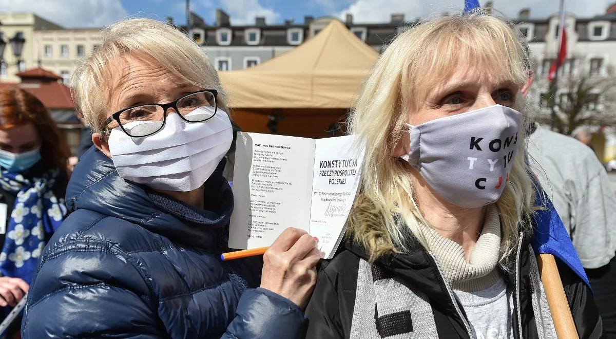 Rzecznik dyscyplinarny stawia zarzuty sędziom. Chodzi m.in. o kwestionowanie legalności TK