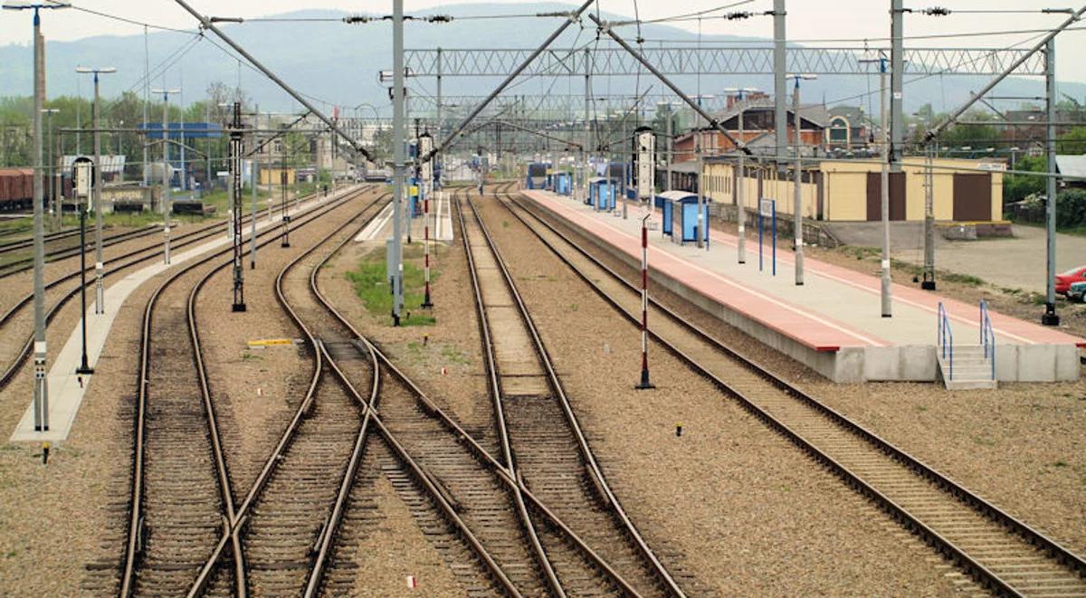 Poważne utrudnienia na trasie kolejowej Poznań - Warszawa 