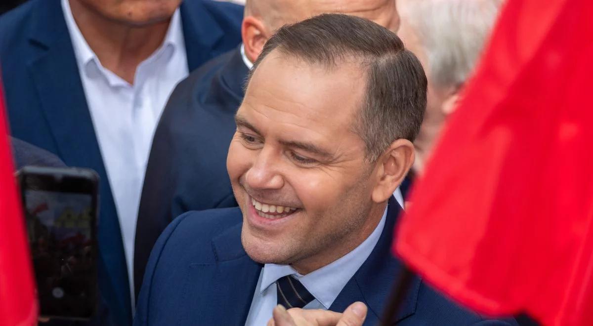 Nawrocki przekazał kawalerkę chrześcijańskiej organizacji. Prezes potwierdza