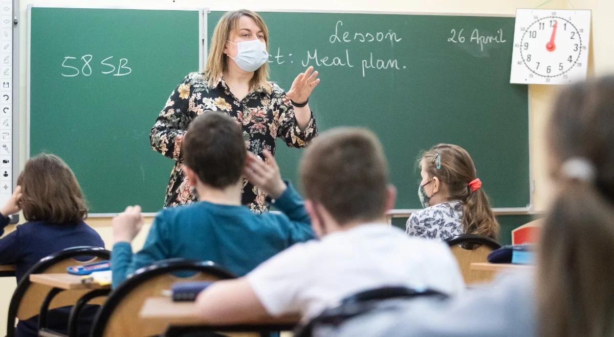 Powrót uczniów do szkół od 1 września. MEiN opublikowało wytyczne sanitarne w związku z COVID-19