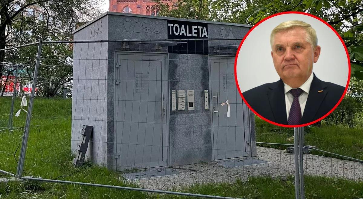 Białystok: Truskolaski nie potrafi zbudować miejskiej toalety? Rozebrano inwestycję za pół miliona złotych