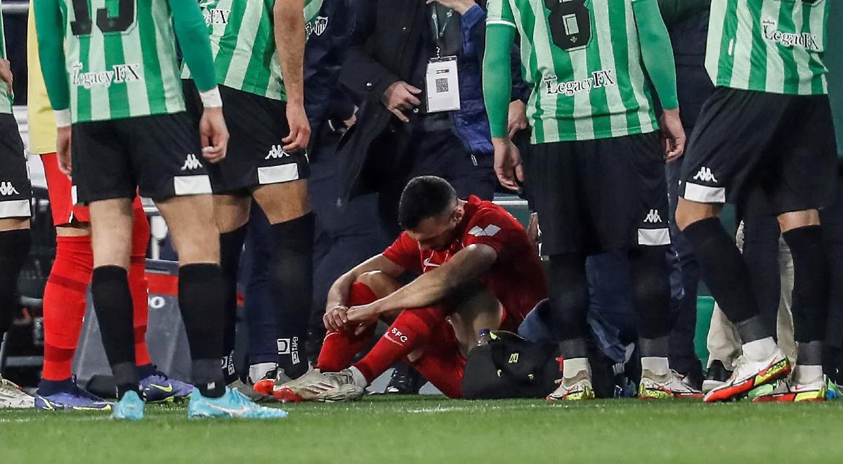 Puchar Króla: Betis Sewilla - Sevilla. Skandal w derbach, piłkarz trafiony metalowym prętem [wideo]