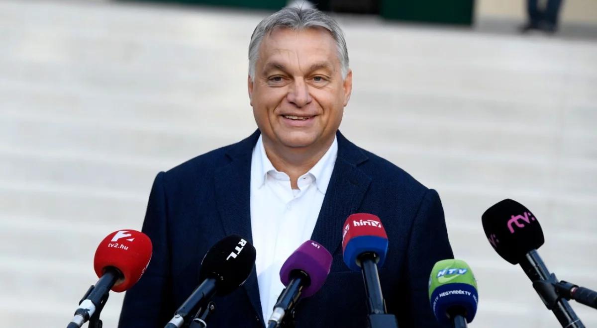 Viktor Orban pogratulował Mateuszowi Morawieckiemu zwycięstwa PiS w wyborach