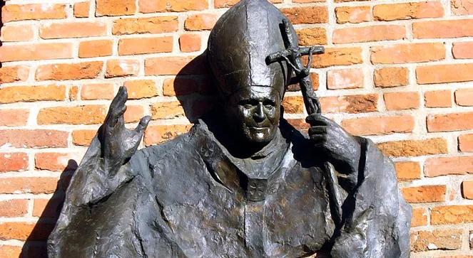 Kult świętych czy idolatria?
