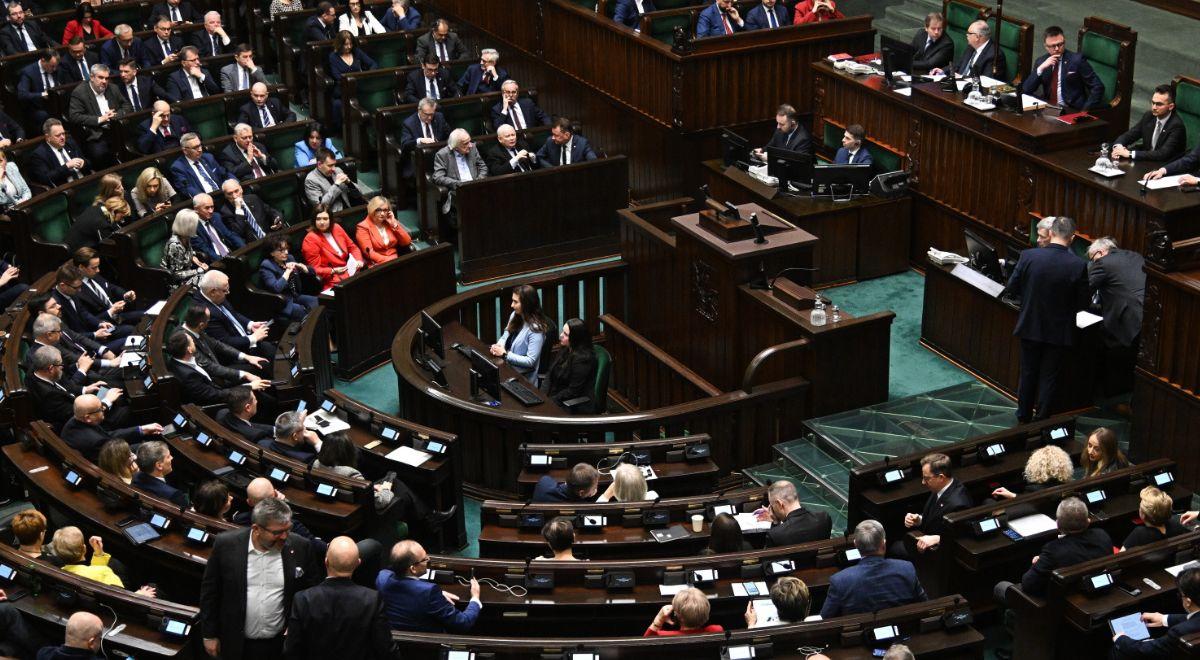 Sejm przyjął uchwałę ws. Trybunału Konstytucyjnego [ZAPIS POSIEDZENIA]