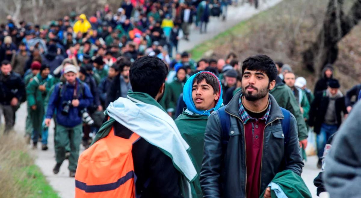 Grecja: masowa ucieczka uchodźców z obozu koło Idomeni