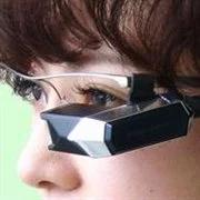 Okulary przetłumaczą rozmowę na żywo