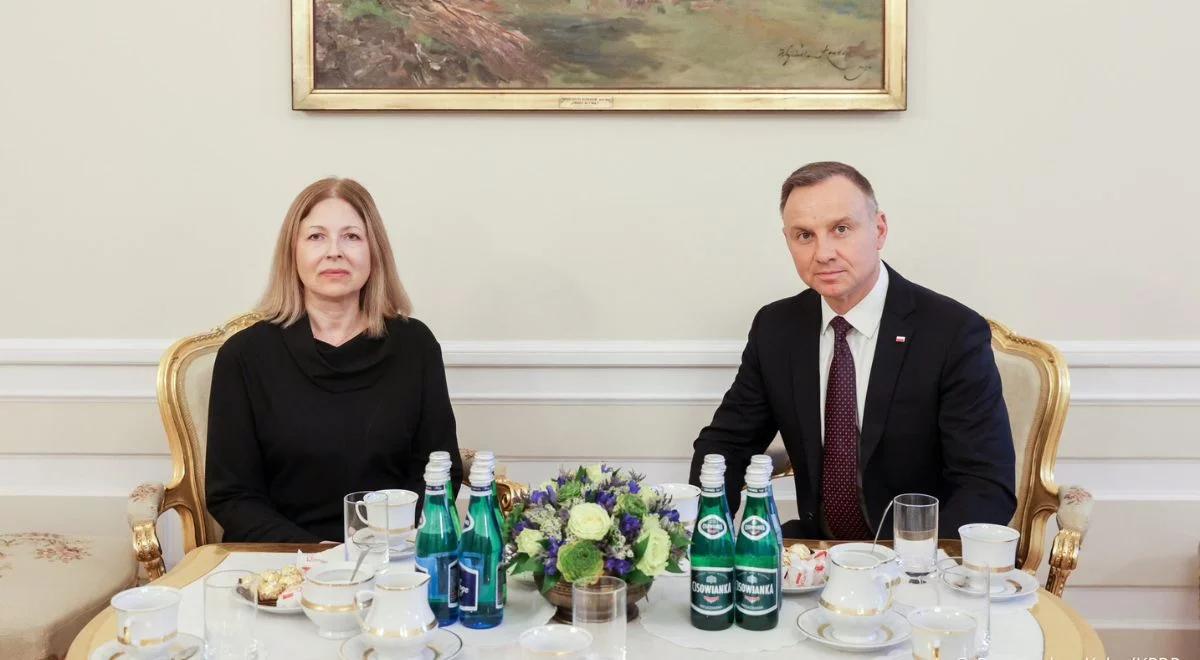 Prezydent Duda spotkał się Natalią Pinczuk, żoną laureata Pokojowej Nagrody Nobla. Zapewnił o wsparciu dla Białorusi