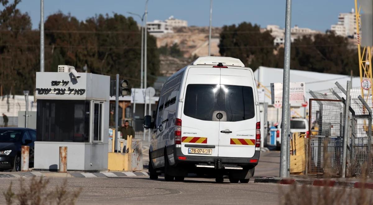 Hamas uwolnił izraelskie zakładniczki. Romi, Emily i Doron wracają do domu