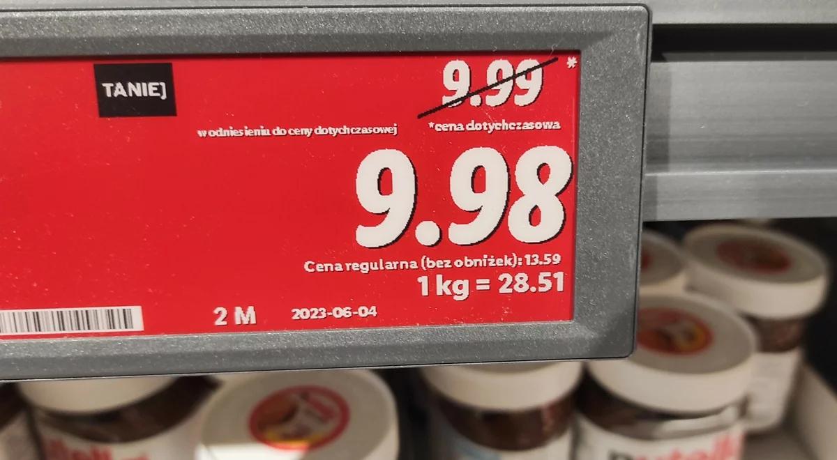 Polacy nie kupują już jak dawniej. Inne narody zostawiły nas w tyle