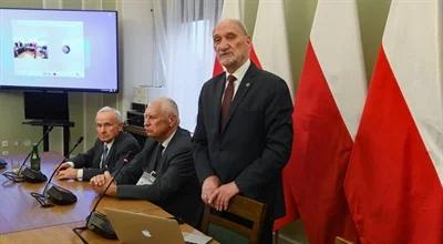 - Antoni Macierewicz to jedna ...