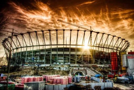 Fatum zawisło nad Euro 2012. Drogi i stadiony: drożej, później, gorzej