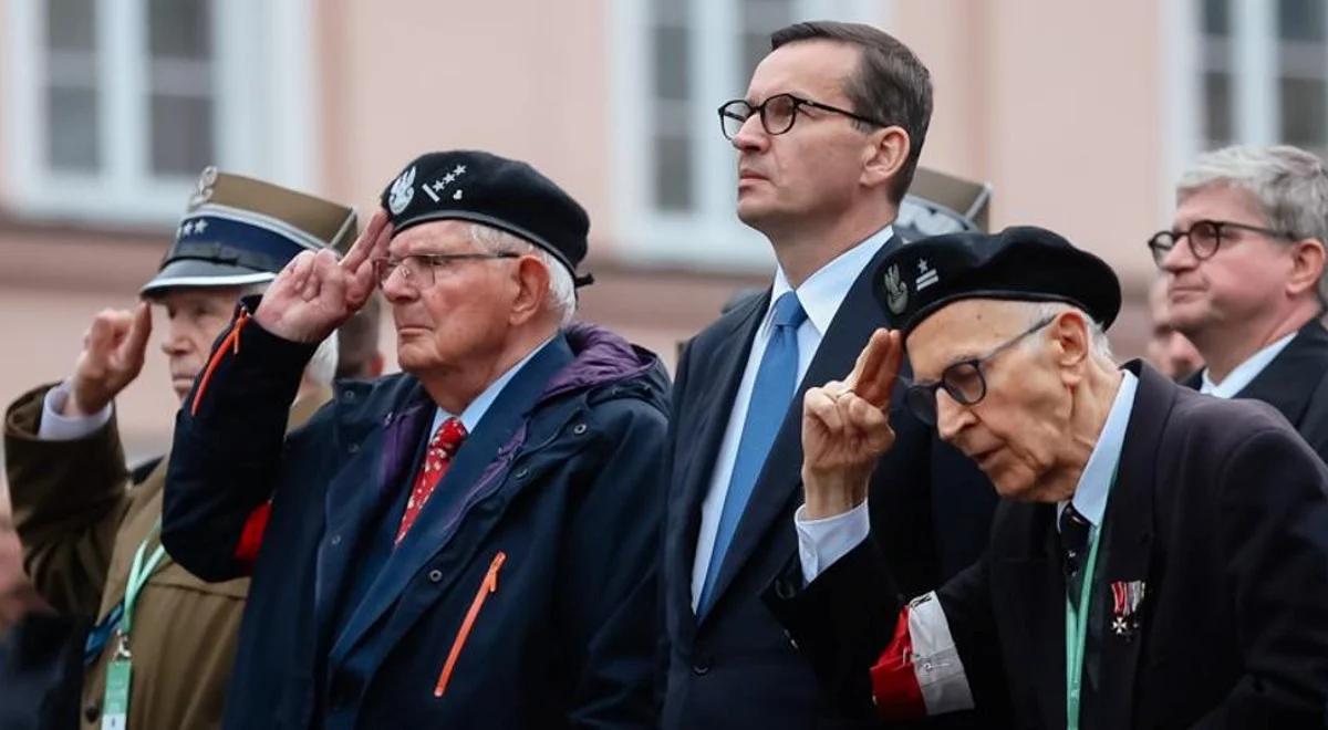 "Niemiecka bestia wbiła kły w Warszawę". Premier Morawiecki w 78. rocznicę powstania