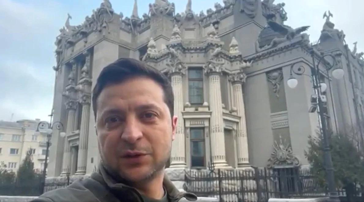Zełenski odrzucił propozycję ewakuacji. "Będziemy bronić naszego kraju"