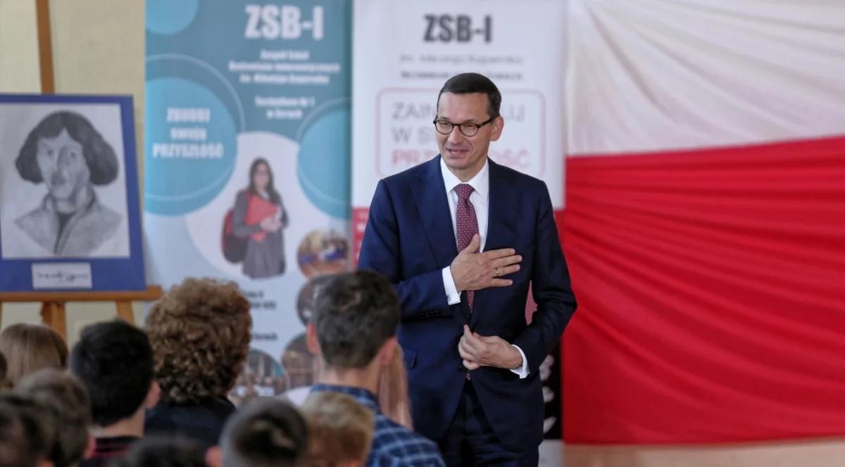 Premier do uczniów: najpierw szkoła jest życiem, a potem całe życie jest szkołą