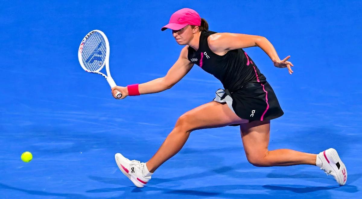 WTA Doha: Iga Świątek zwróciła się do kontuzjowanej rywalki. "Żałuję, że nie mogłyśmy zagrać"