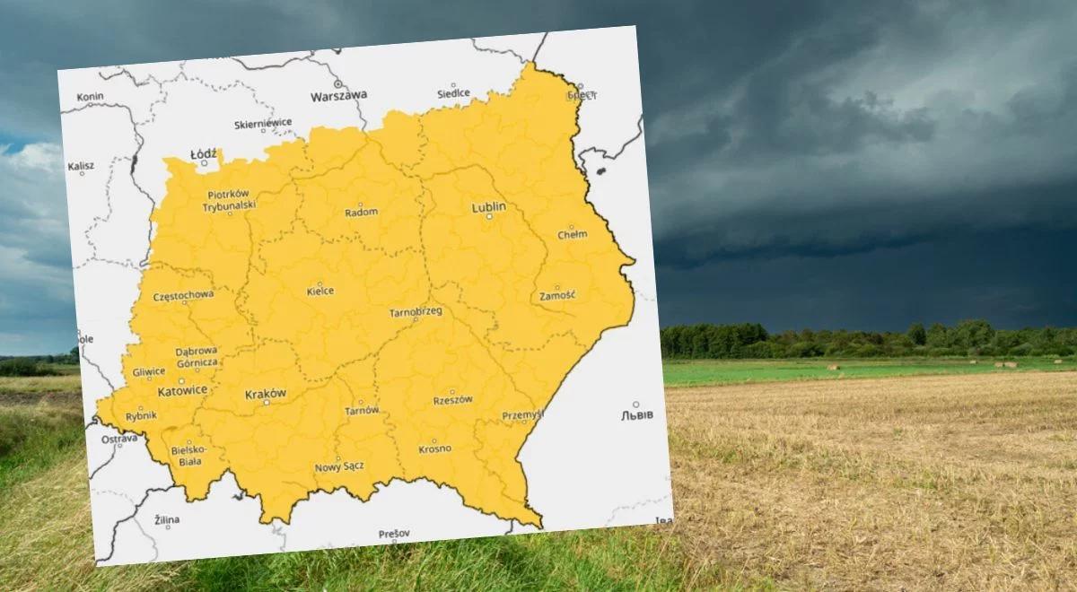 Pogoda na najbliższe dni. Będzie ciepło i burzowo. IMGW wydał ostrzeżenia