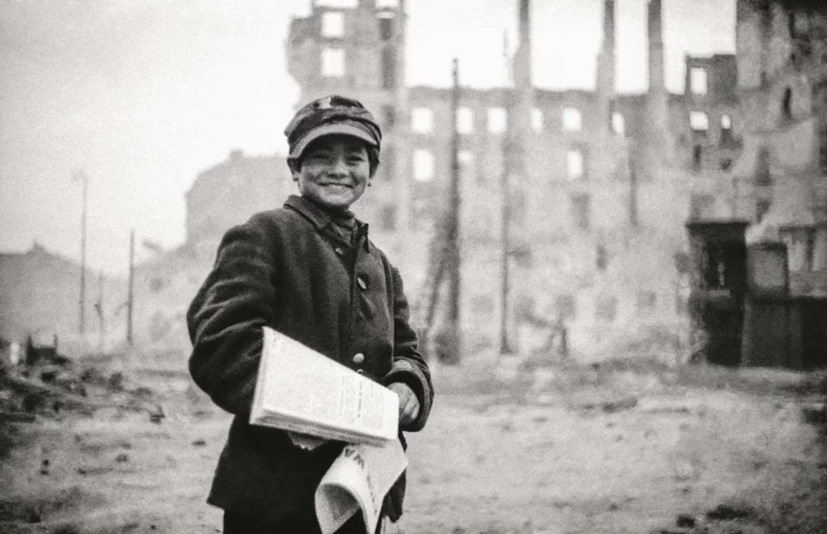 Odrodzenie stolicy. "Warszawa na nowo. Fotografie reporterskie 1945–1949" w DSH