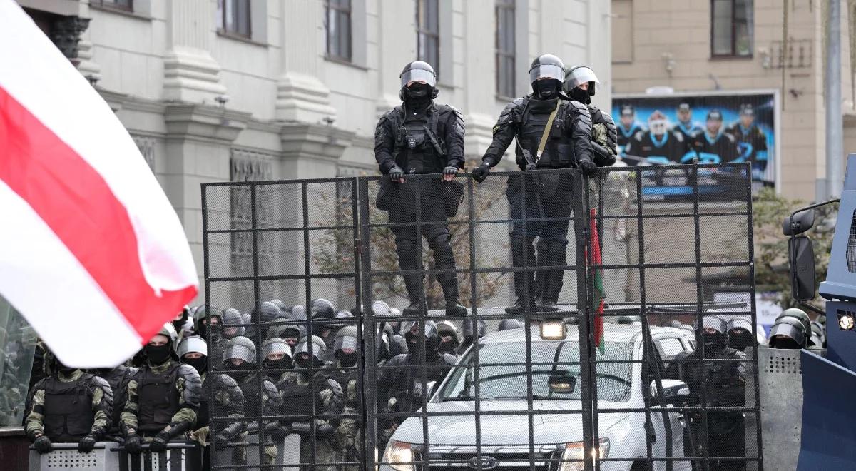 Protesty na Białorusi. Polska inicjuje mechanizm dokumentowania przypadków łamania praw człowieka