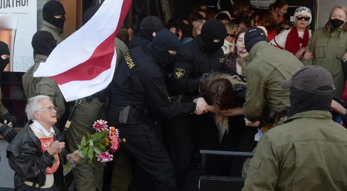 "Łukaszenka zakładnikiem resortów siłowych i Rosji". Ekspert o protestach na Białorusi