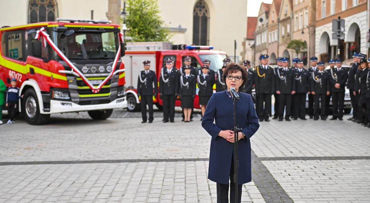 "Wszyscy Polacy zasługują na to, by mieć takie same warunki do życia". Marszałek Witek z wizytą w Bolkowie