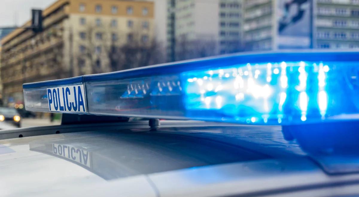 Cztery osoby zaatakowały księdza w kancelarii parafialnej w Turku