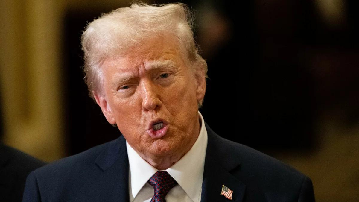 Trump grozi Putinowi przed spotkaniem na Alasce. "Srogie konsekwencje"