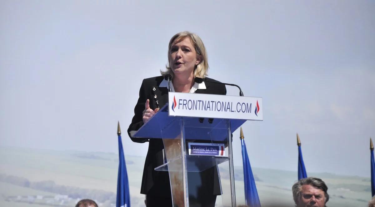 Francja: Le Pen stara się w bankach zagranicznych o kredyty na kampanię