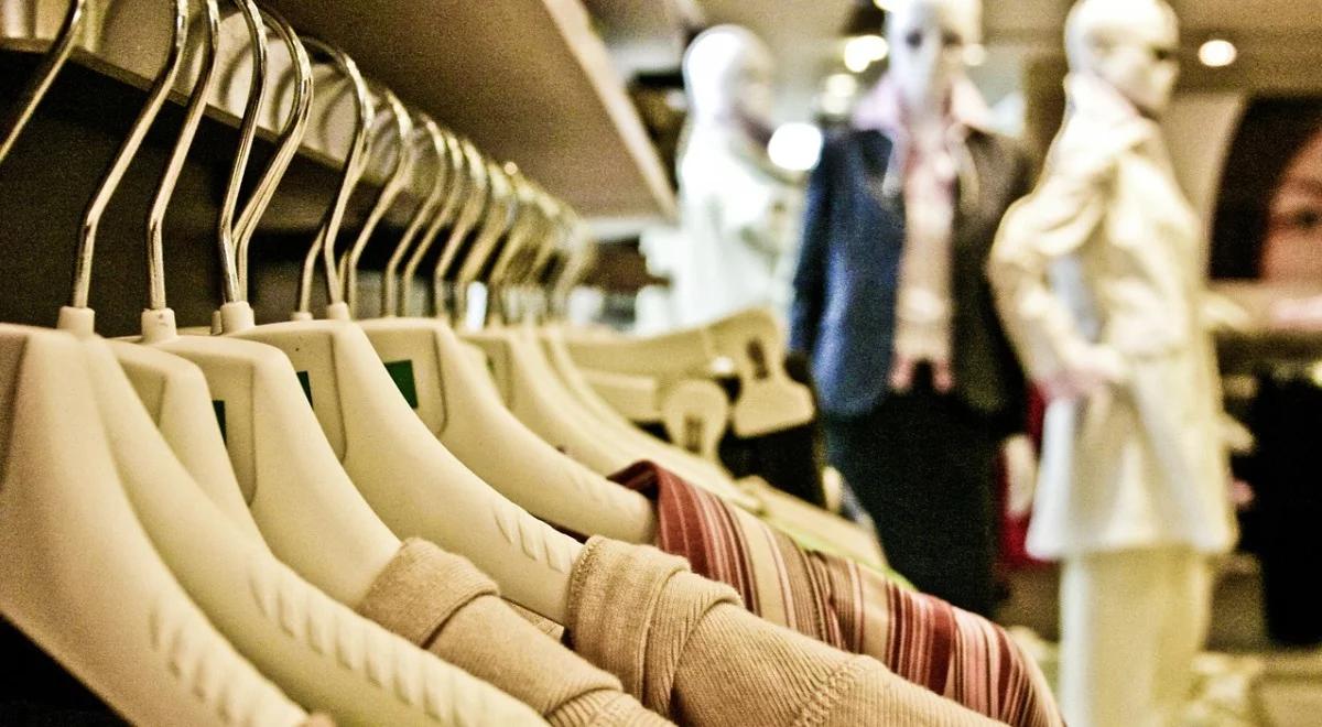 Raport Ciekawa spółka: Monnari Trade – rozwój sieci sprzedaży pomoże dalszej poprawie wyników finansowych