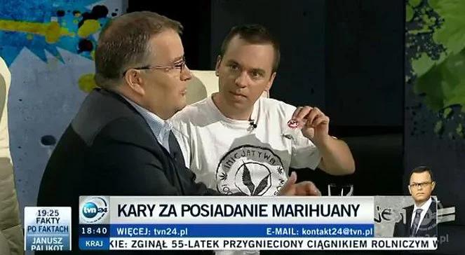 Pokazał w TVN24 "narkotyki", przeszukała go policja