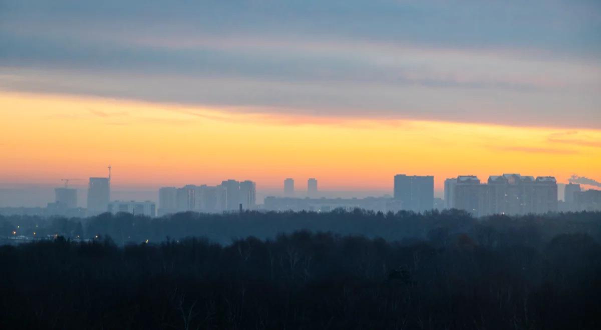 Początek tygodnia zapowiada się pochmurnie. Możliwe także opady