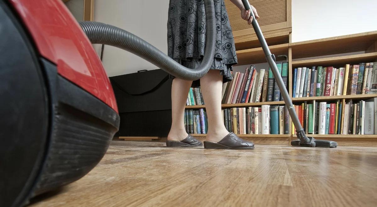 Emerytura za sprzątanie i gotowanie w domu? To nawet 4500 zł miesięcznie