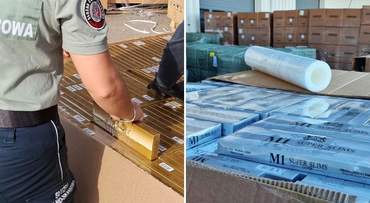 Zamiast tabletek do zmywarek… 4 miliony papierosów. Akcja KAS na lotnisku w Warszawie