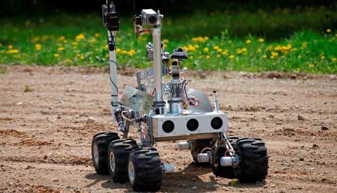Łazik marsjański ukończony. Robot białostockich studentów rusza na podbój USA