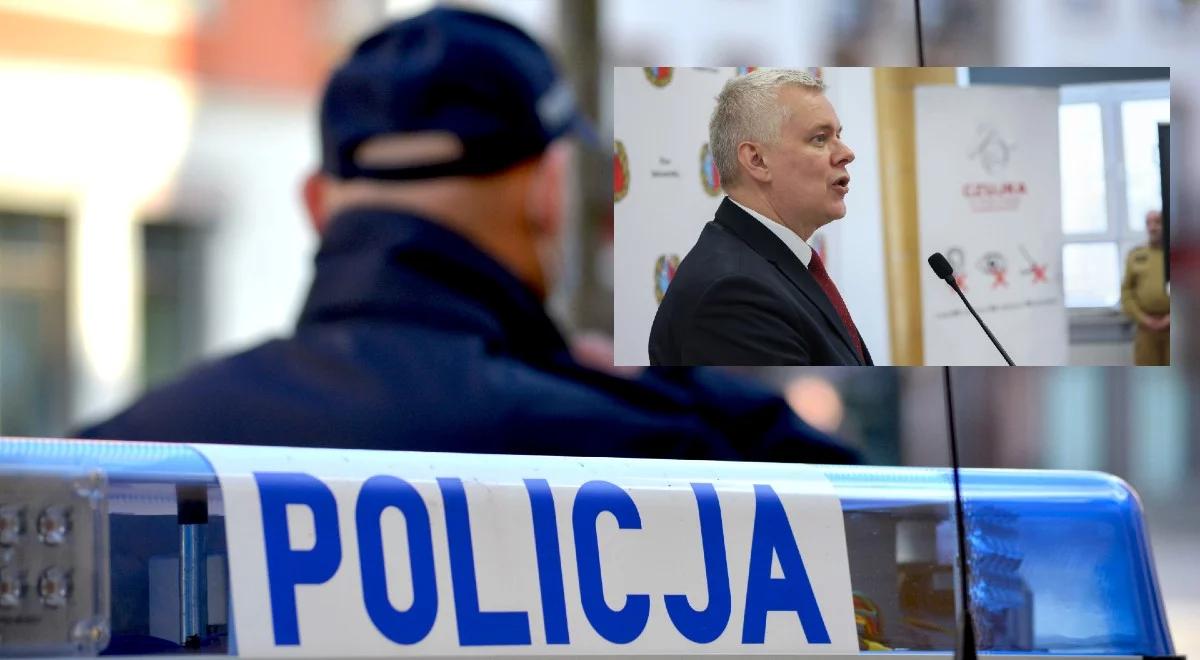 Zmarł po interwencji policji. Ujawniono nagrania, Siemoniak zabrał głos