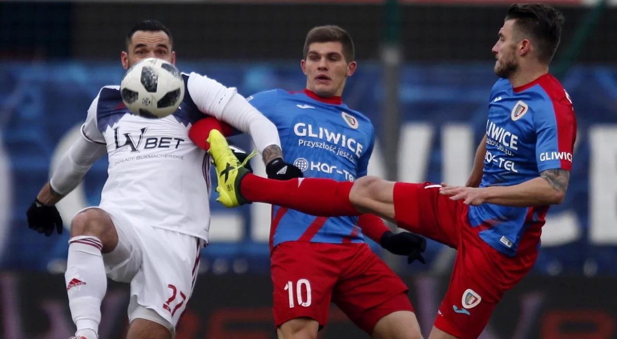 Ekstraklasa: Piast i Wisła Kraków nie rozgrzały kibiców