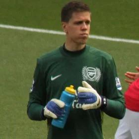 Arsenal traci punkty. Szczęsny wpuścił gola