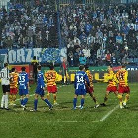 Ekstraklasa: Jagiellonia Białystok - Górnik Łęczna. "Jaga" wywalczyła cenne zwycięstwo w końcówce