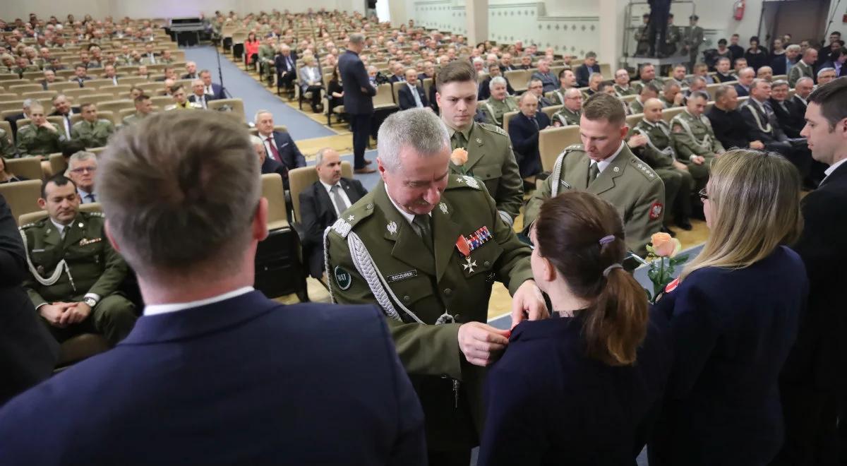 Szef MON z okazji święta WAT: nieoceniony wkład w kształcenie kadry oficerskiej
