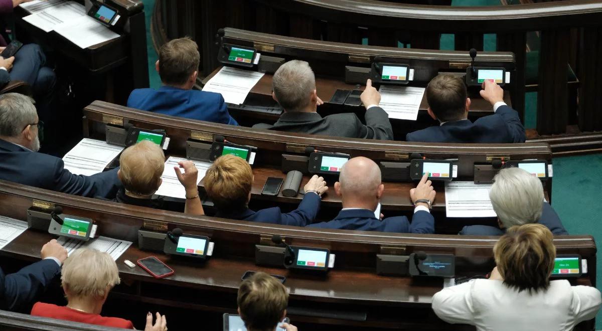 Na ile warto wierzyć sondażom? Urna wyborcza nie raz weryfikowała wskazania
