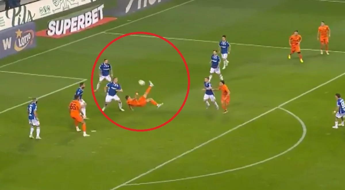 Jak on to zrobił? Gol stadiony świata Aleksa Ławniczaka w meczu Lech - Zagłębie