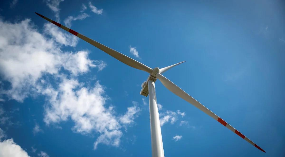 9 wiatraków, 31 megawatów mocy. Energa uruchomiła nową farmę wiatrową