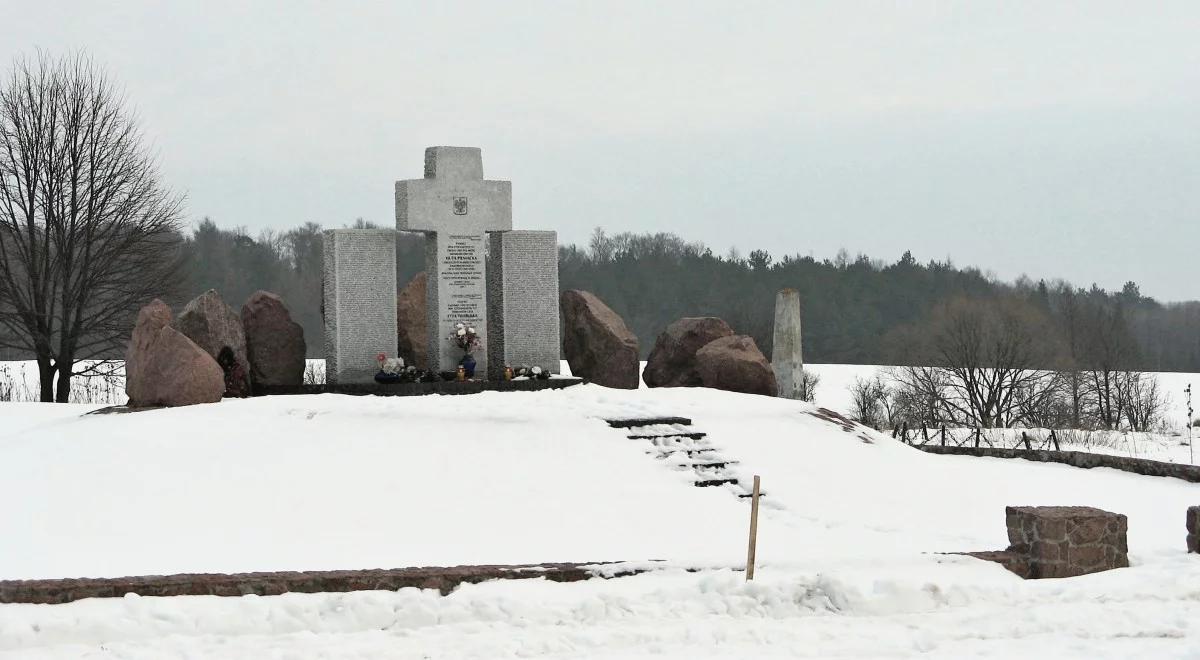 Dewastacja pomnika pamięci zabitych Polaków: MSZ wzywa do ukarania sprawców, ambasada wystosowała notę