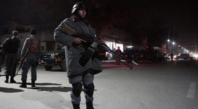 Afganistan: talibowie atakują bazę Bastion, zabici po obu stronach