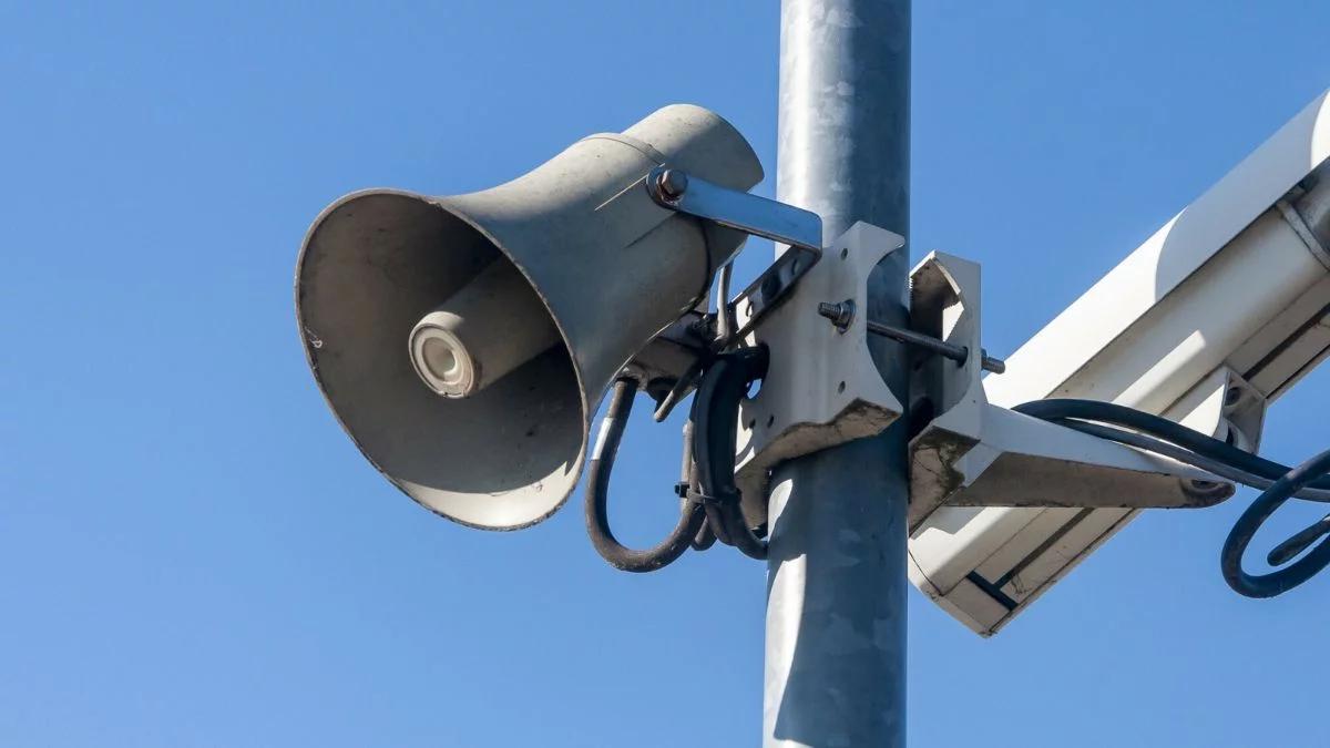 Syreny alarmowe w Polsce. Co robić, gdy wyją 3 minuty lub dwa razy?
